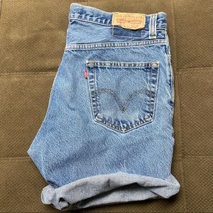 Levi’s | Vintage 505 cutoff shorts